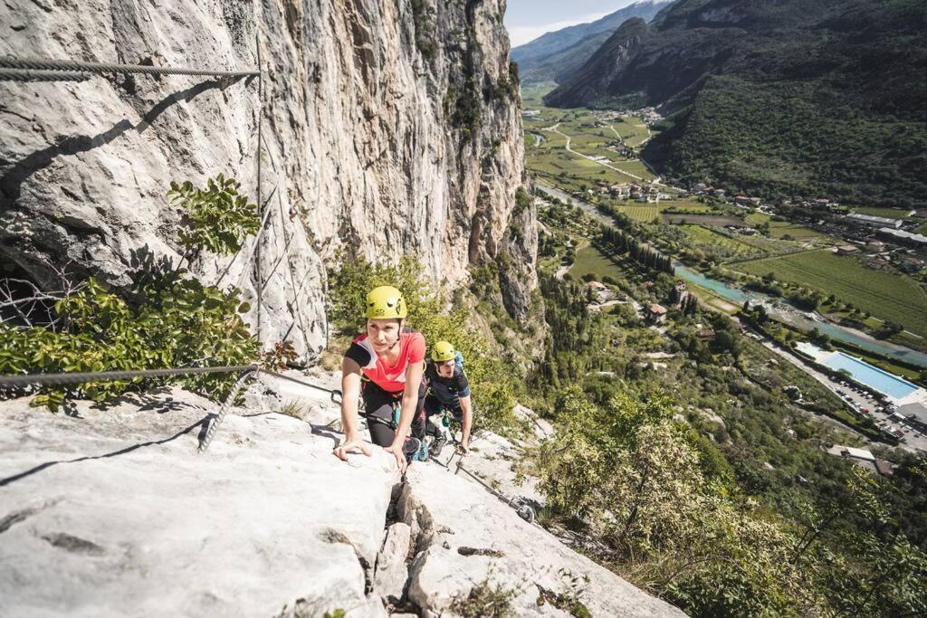 Me Ca - Appartamento Vacanze Рива-дель-Гарда Экстерьер фото